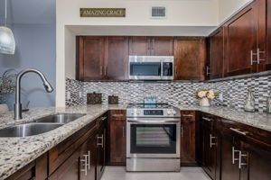 Kitchen 7