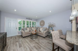 Living Room 2-2