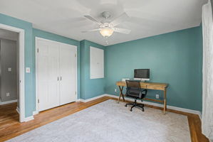  Photo 47