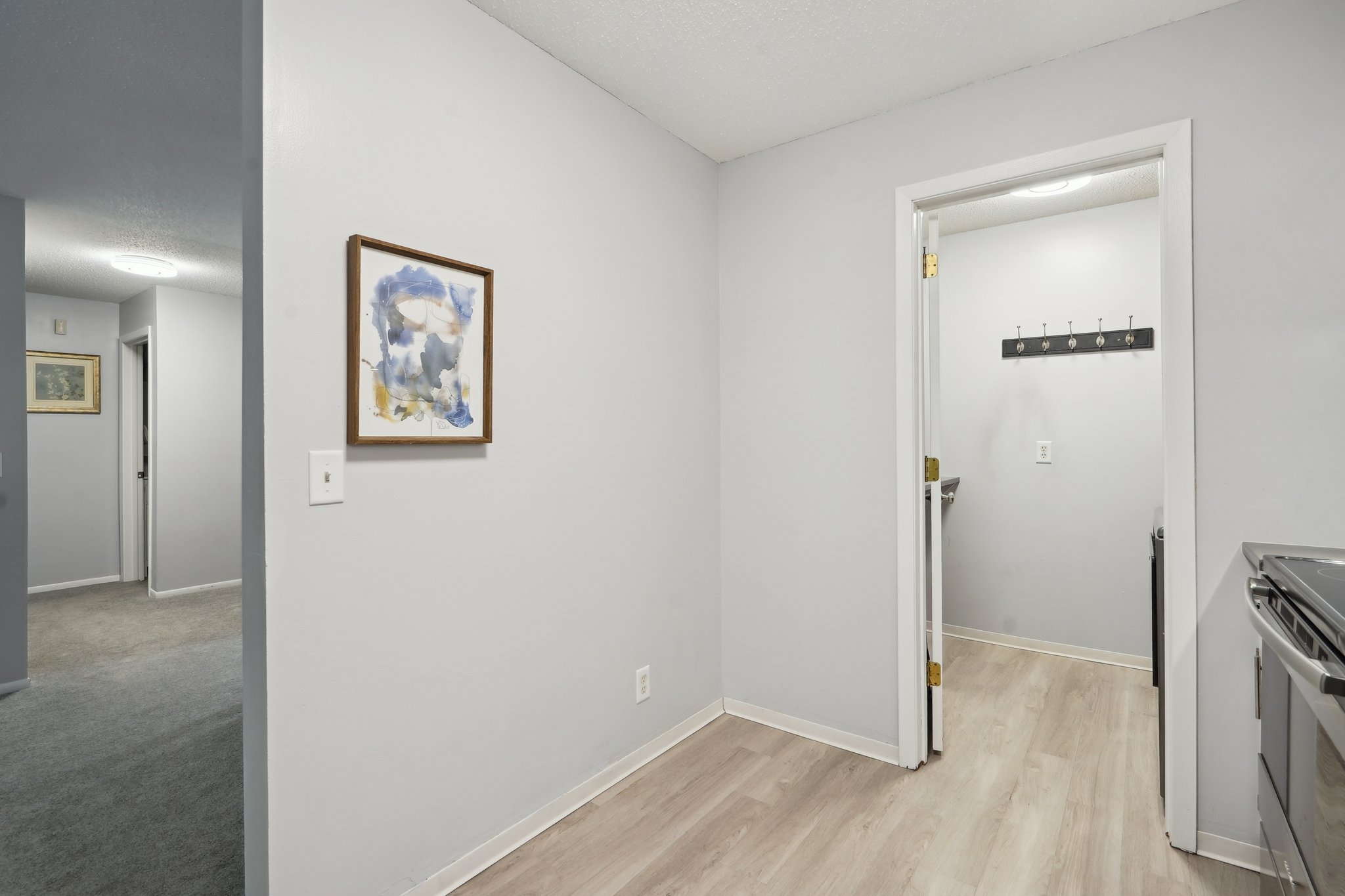 Green Cir Dr 216-3005-016.jpg