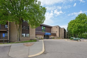Green Cir Dr 216-3005-902.jpg