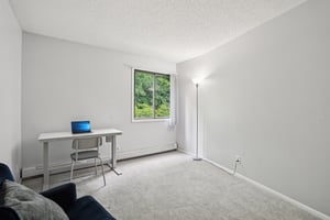 Green Cir Dr 216-3005-020.jpg