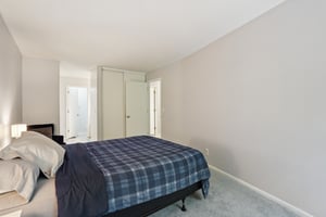 Green Cir Dr 216-3005-024.jpg