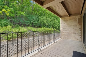 Green Cir Dr 216-3005-032.jpg