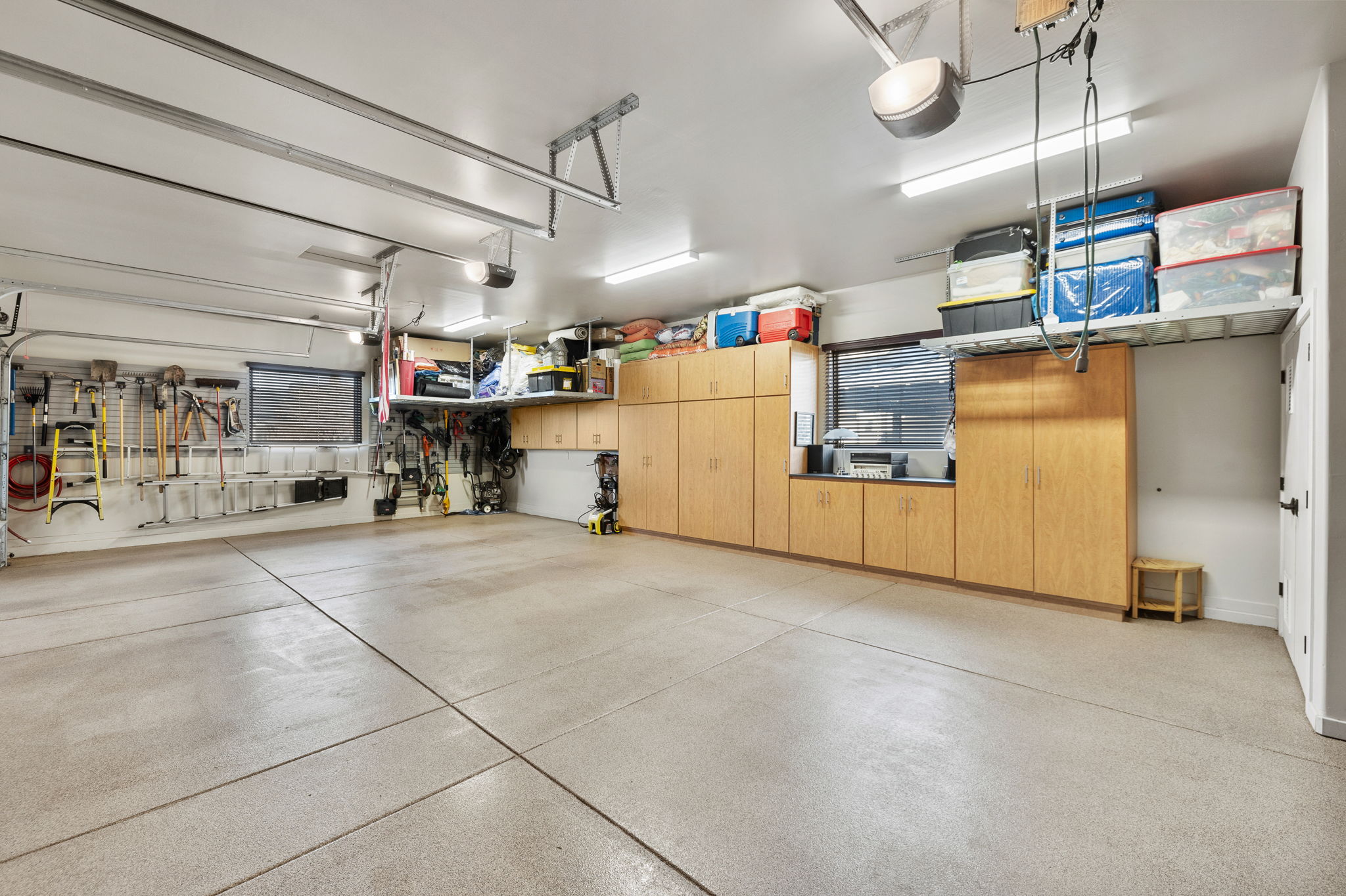 Garage Interior_1
