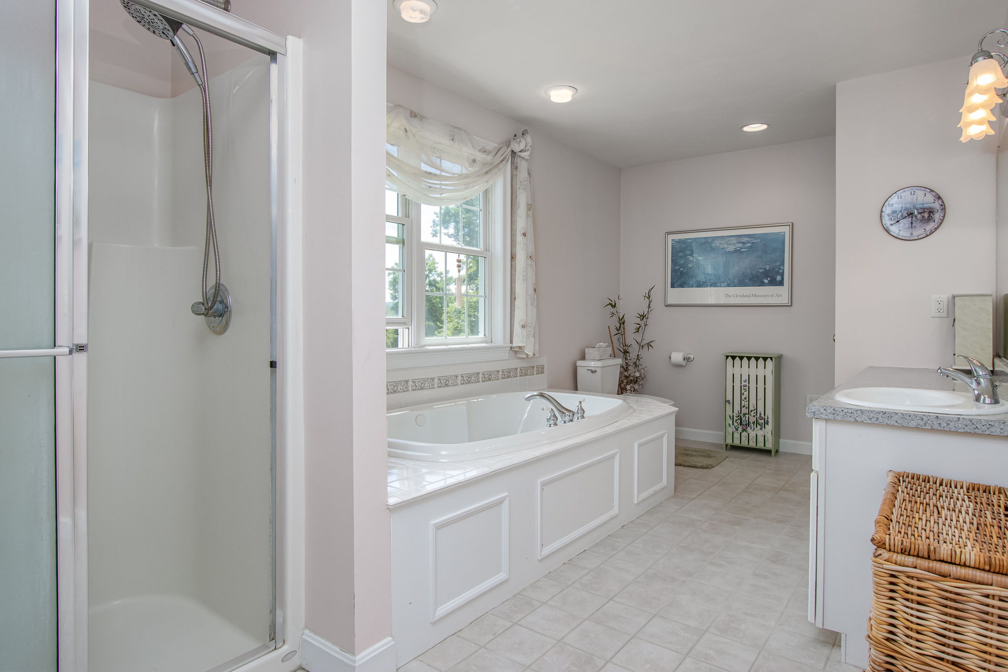 BedroomPrimaryBath-1