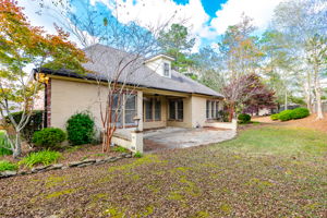 3 Exterior (3 of 5)
