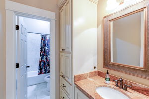 2 (21 of 28) Bathroom 2