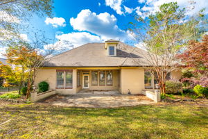 3 Exterior (4 of 5)