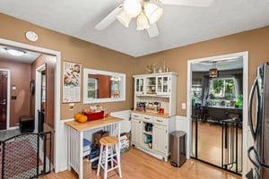 Brooks St-S1909-011.jpg
