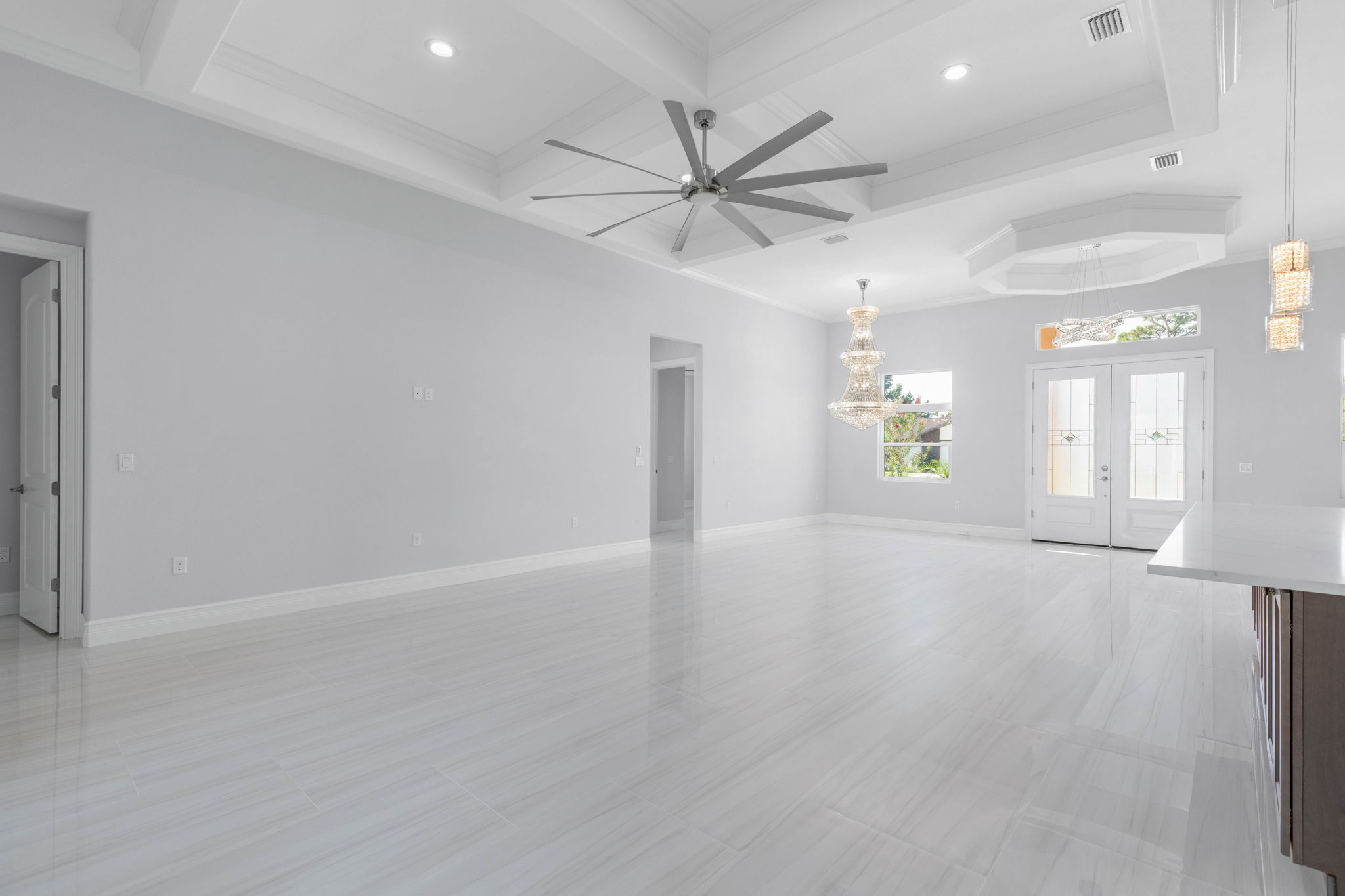 Great room-12 foot ceilings