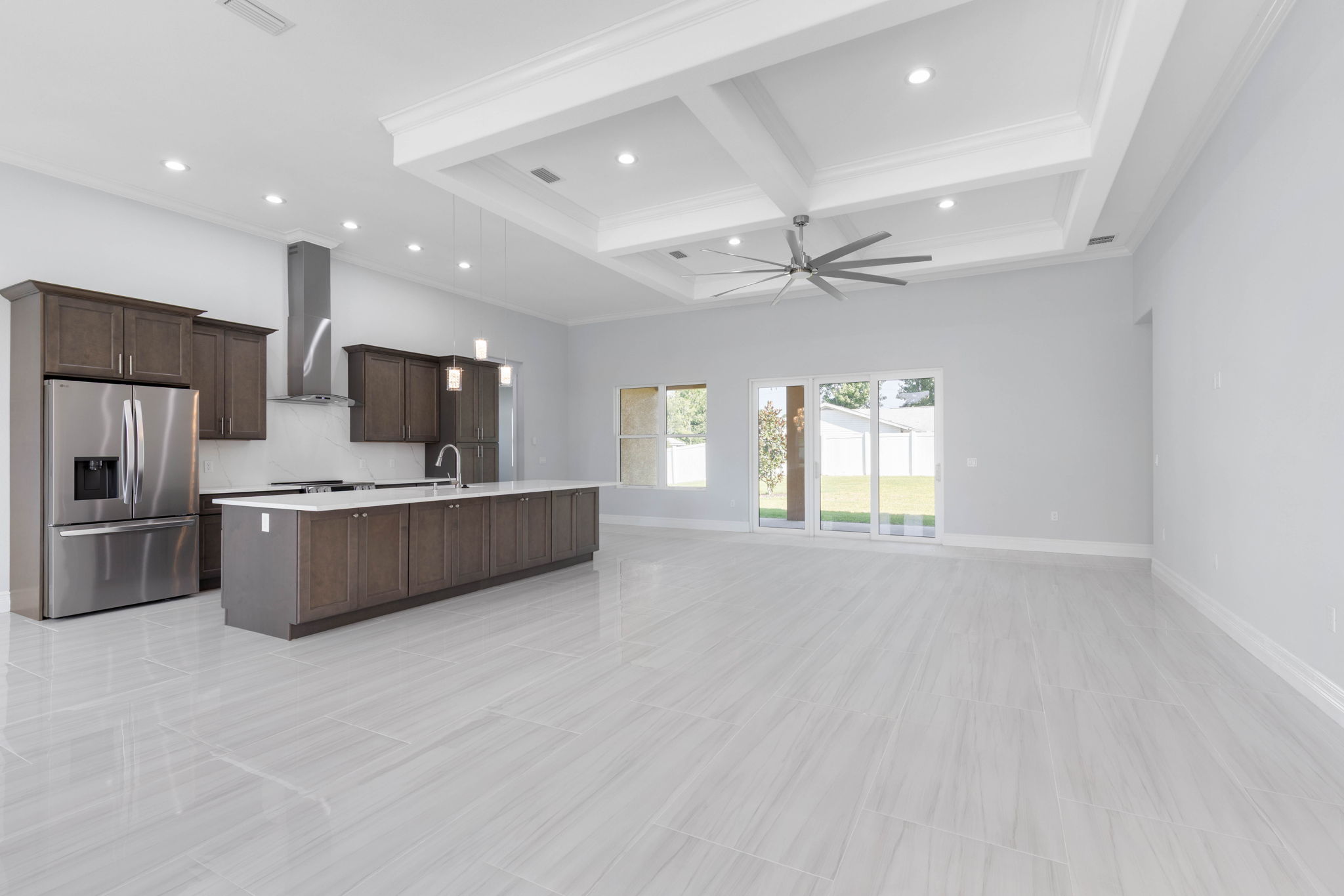 Great room-12 foot ceilings