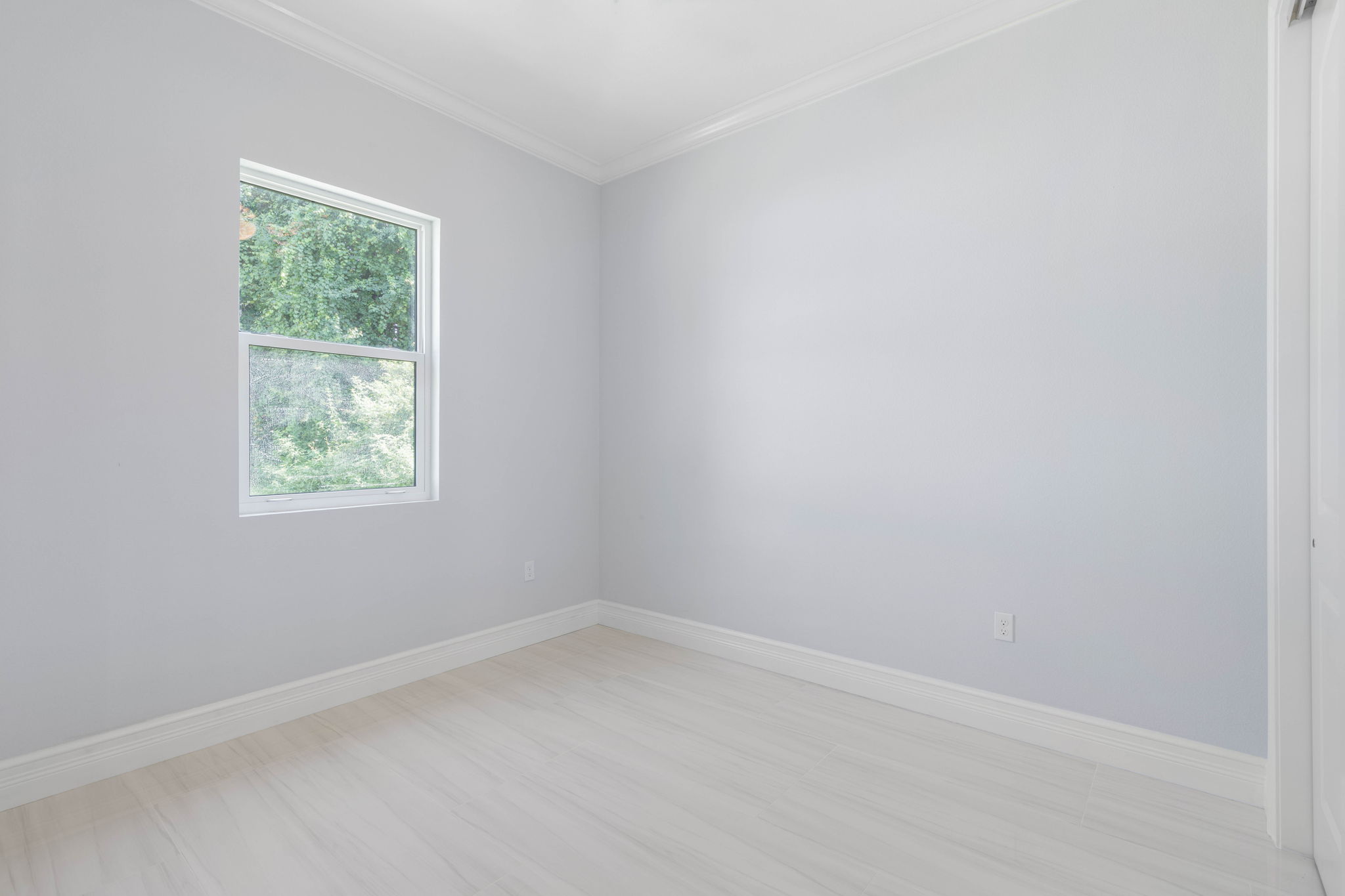 Guest Bedroom 4