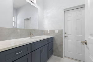 Guest Bath 3-access to lanai & bedroom 4