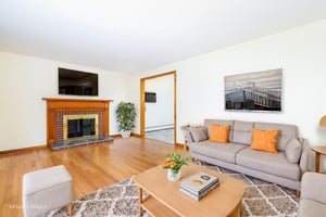 1T5A8997-Edit virtually staged.jpeg