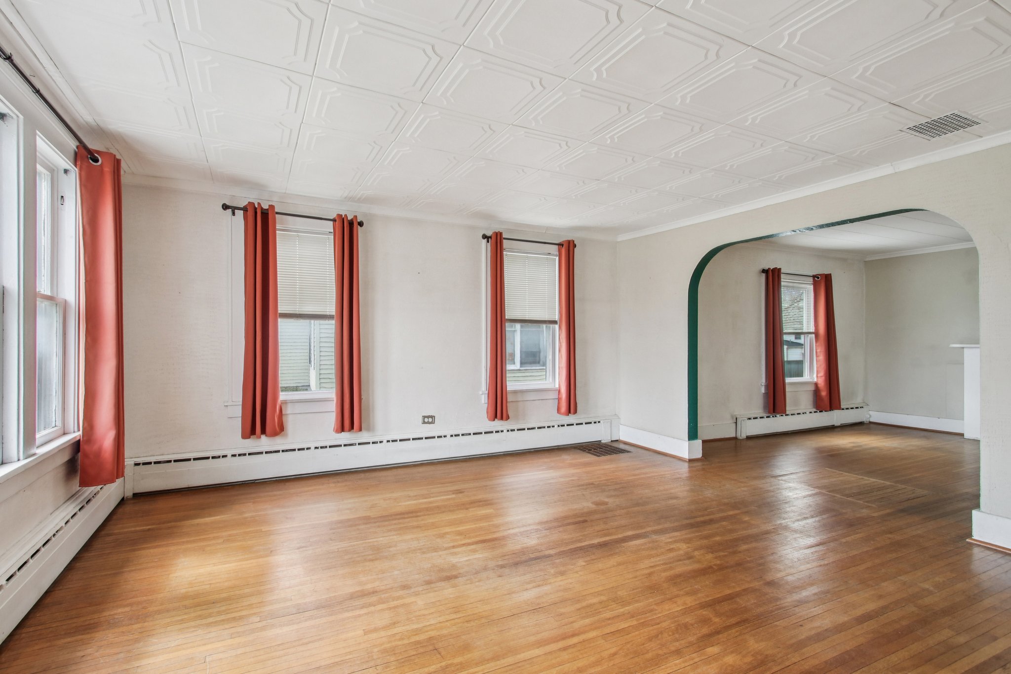 High St-S0704-011.jpg