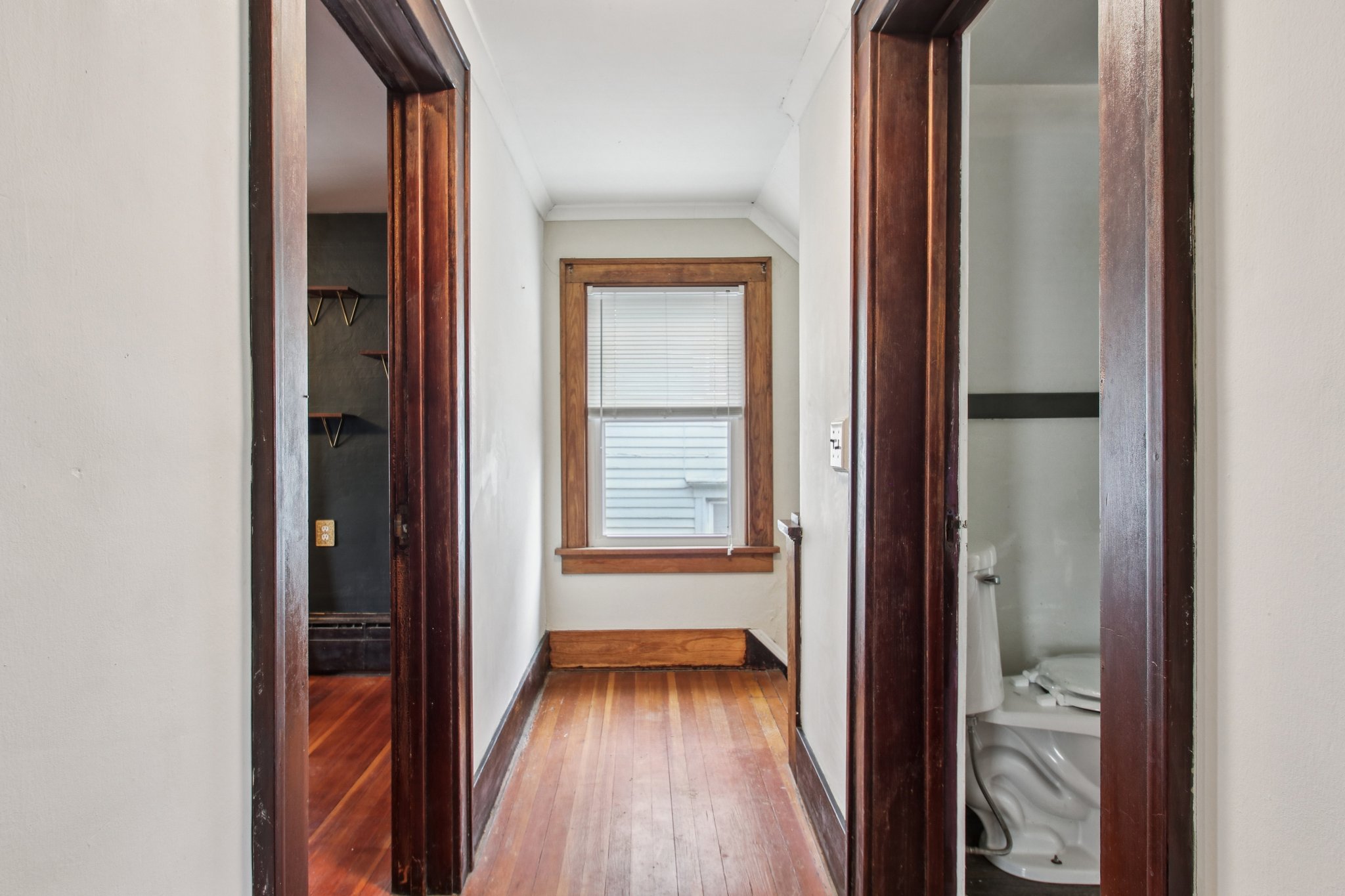 High St-S0704-023.jpg