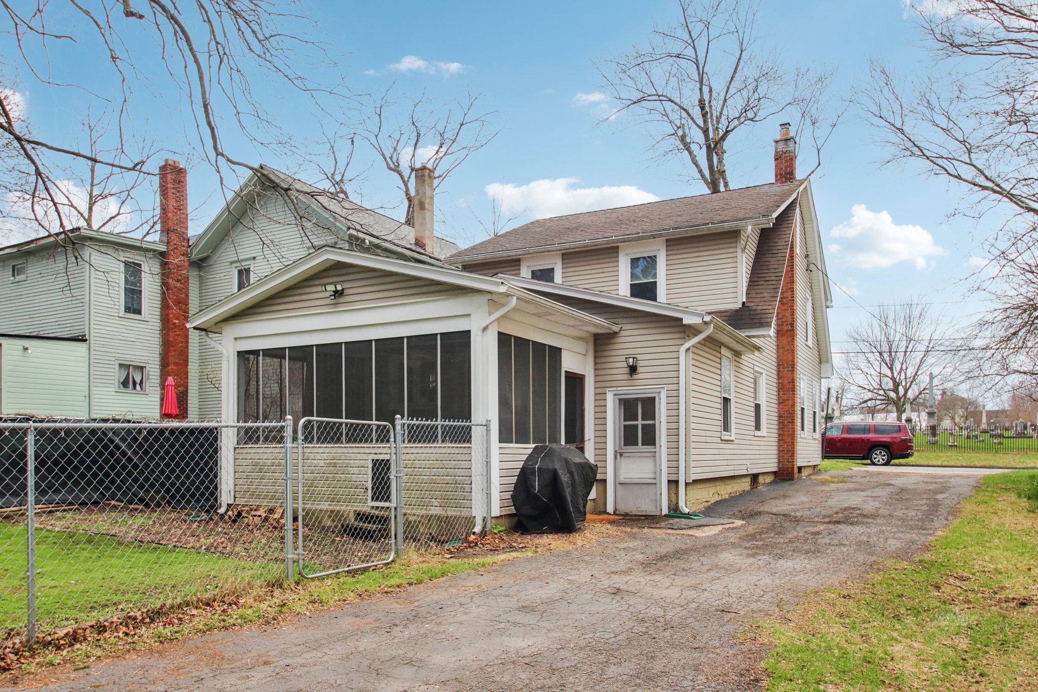 High St-S0704-042.jpg