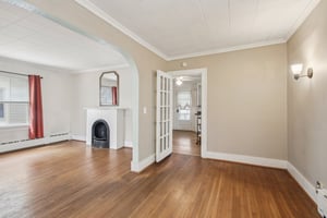 High St-S0704-014.jpg