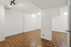  Photo 49