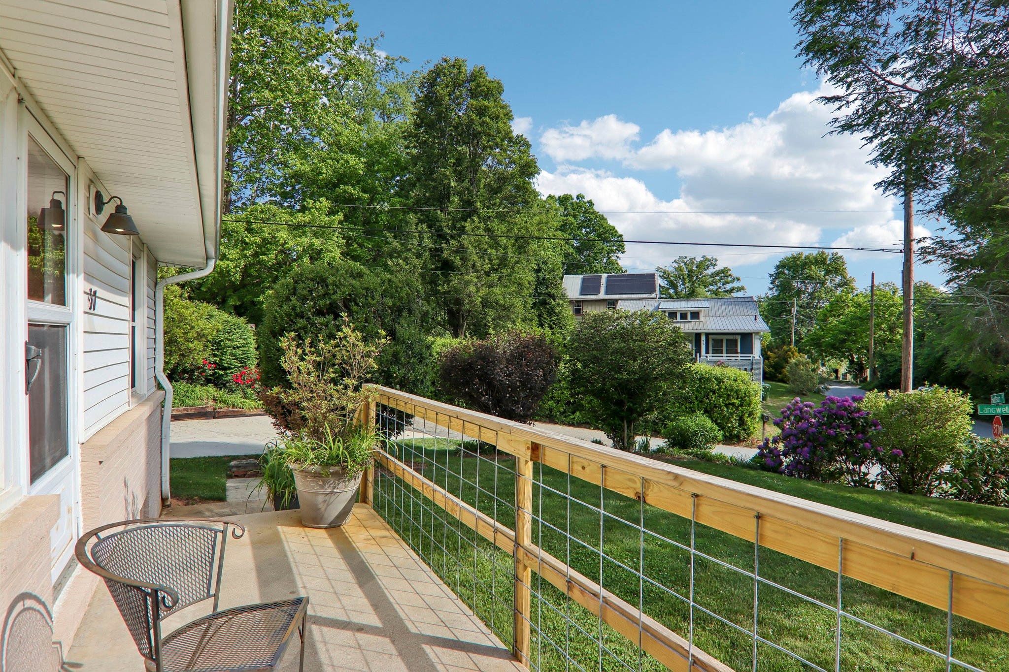 Langwell Ave-S1305-011.jpg
