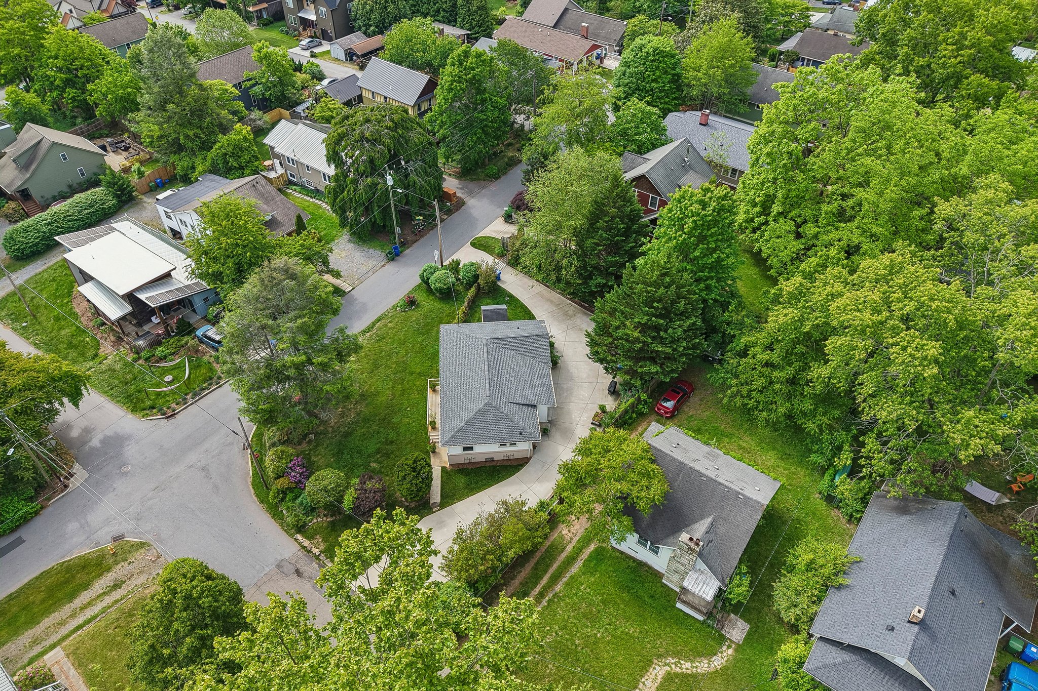 Langwell Ave-S1305-062.jpg
