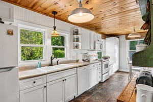 Langwell Ave-S1305-023.jpg