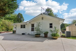 Langwell Ave-S1305-044.jpg