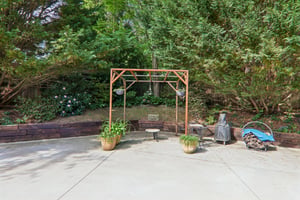 Langwell Ave-S1305-048.jpg