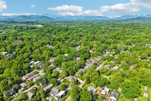 Langwell Ave-S1305-050.jpg
