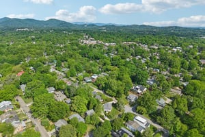 Langwell Ave-S1305-051.jpg