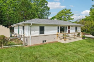 Langwell Ave-S1305-059.jpg