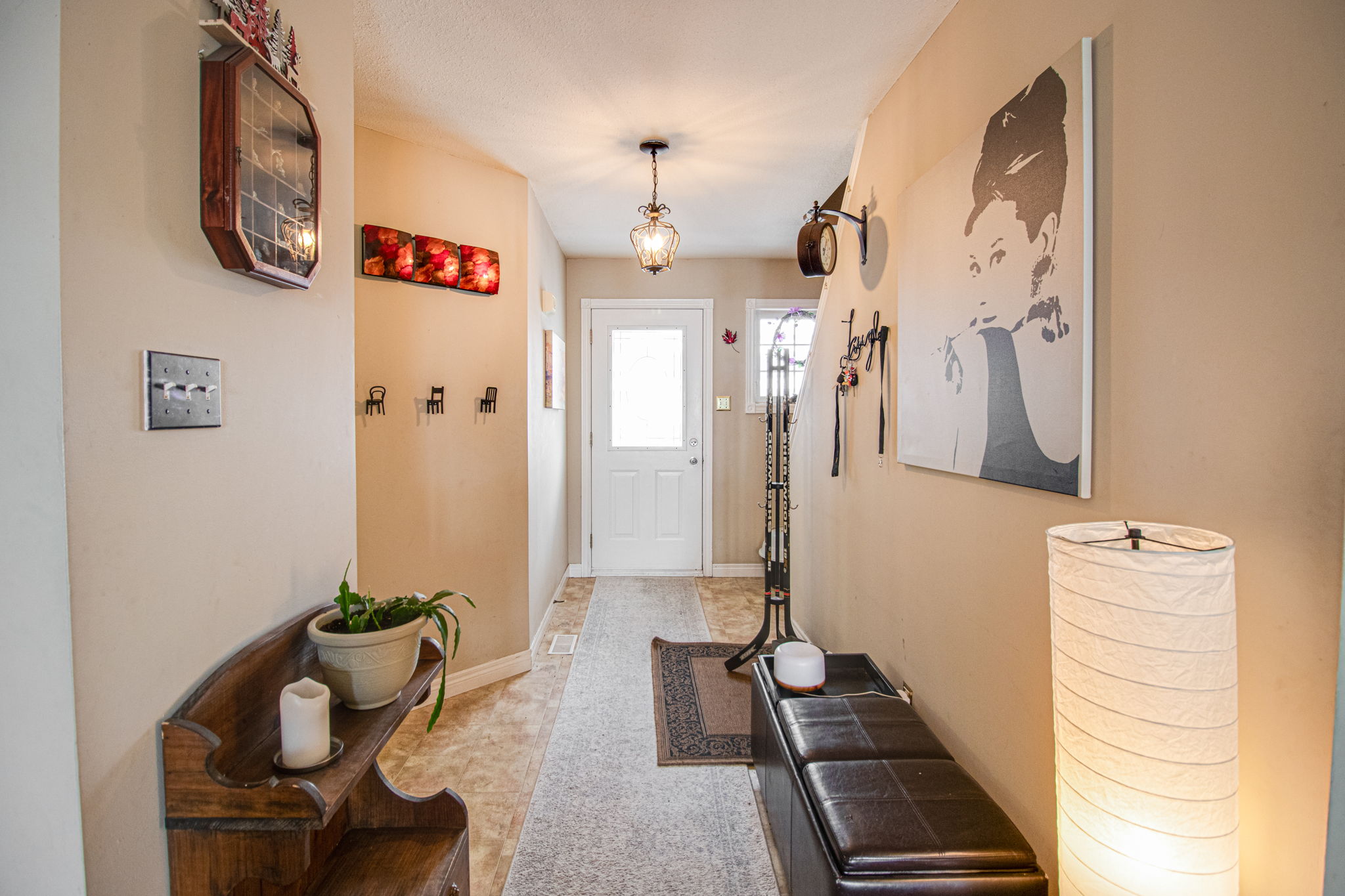 57 Michael Crescent Barrie, ON L4M 6Z2