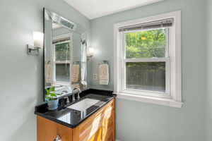 57 Mid. Dunstable Rd, Nashua, NH 03062, USA Photo 58