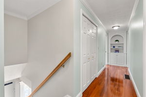 57 Mid. Dunstable Rd, Nashua, NH 03062, USA Photo 60