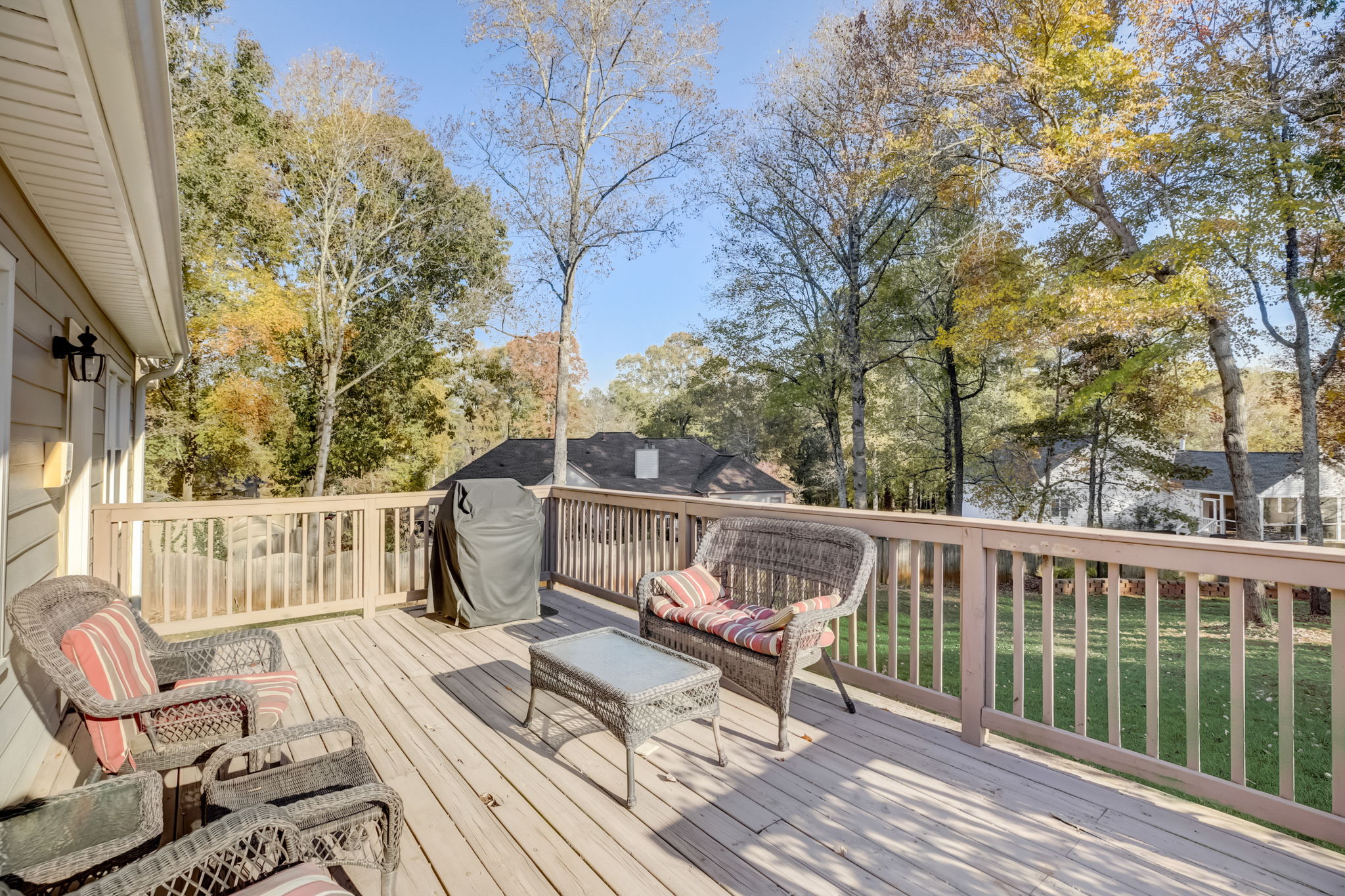 Picketts Ferry Dr-040