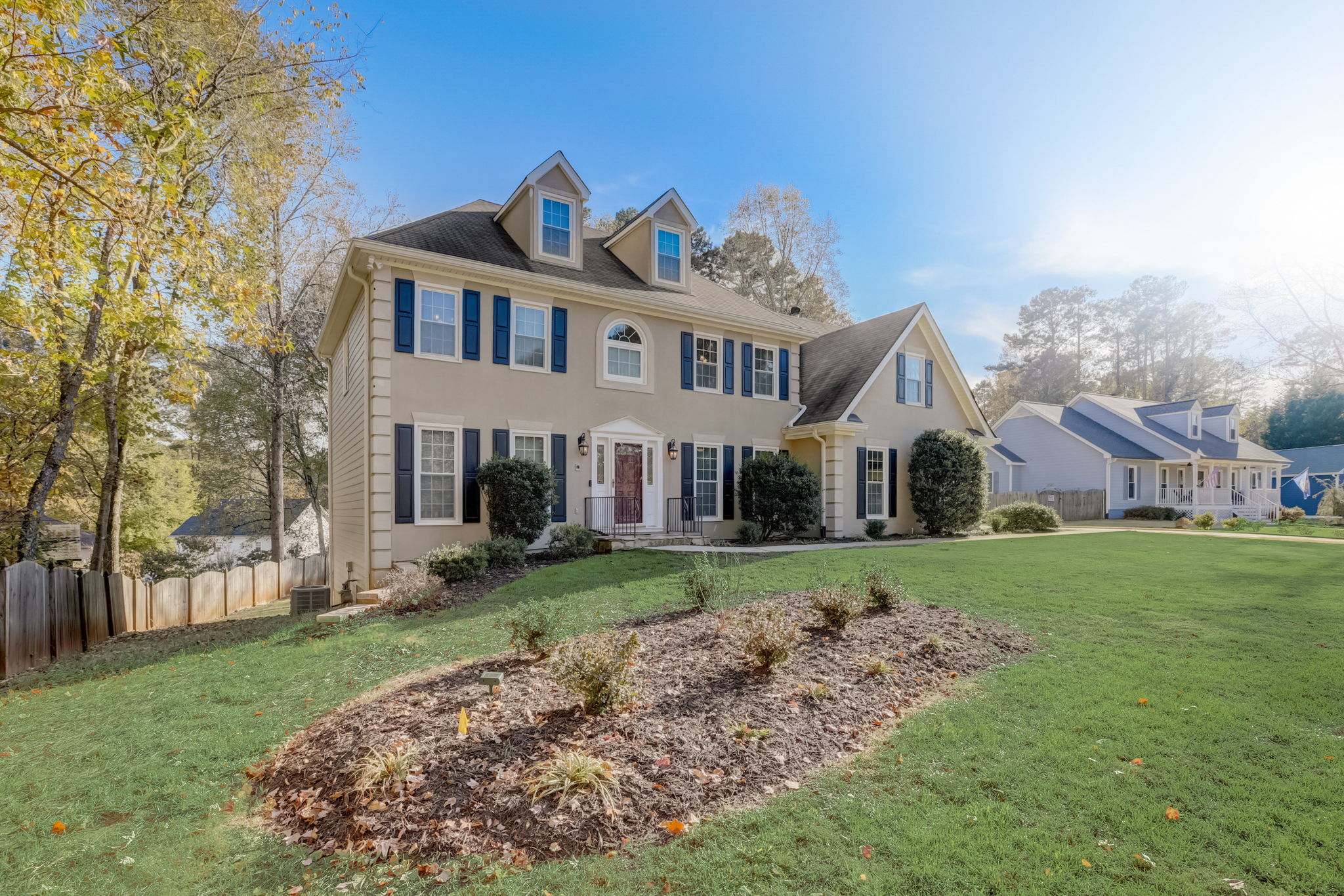 Picketts Ferry Dr-003