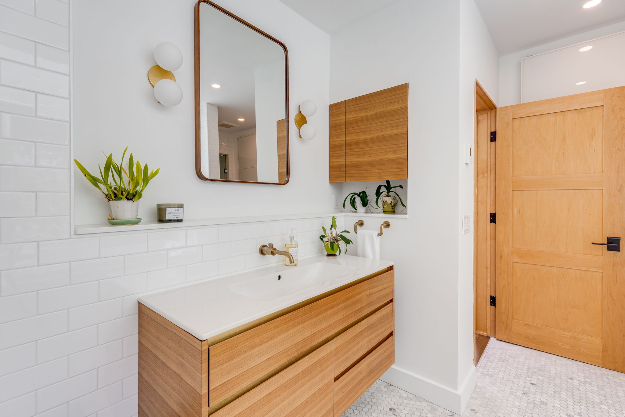 Toronto property showcase — delivered property photograph 32