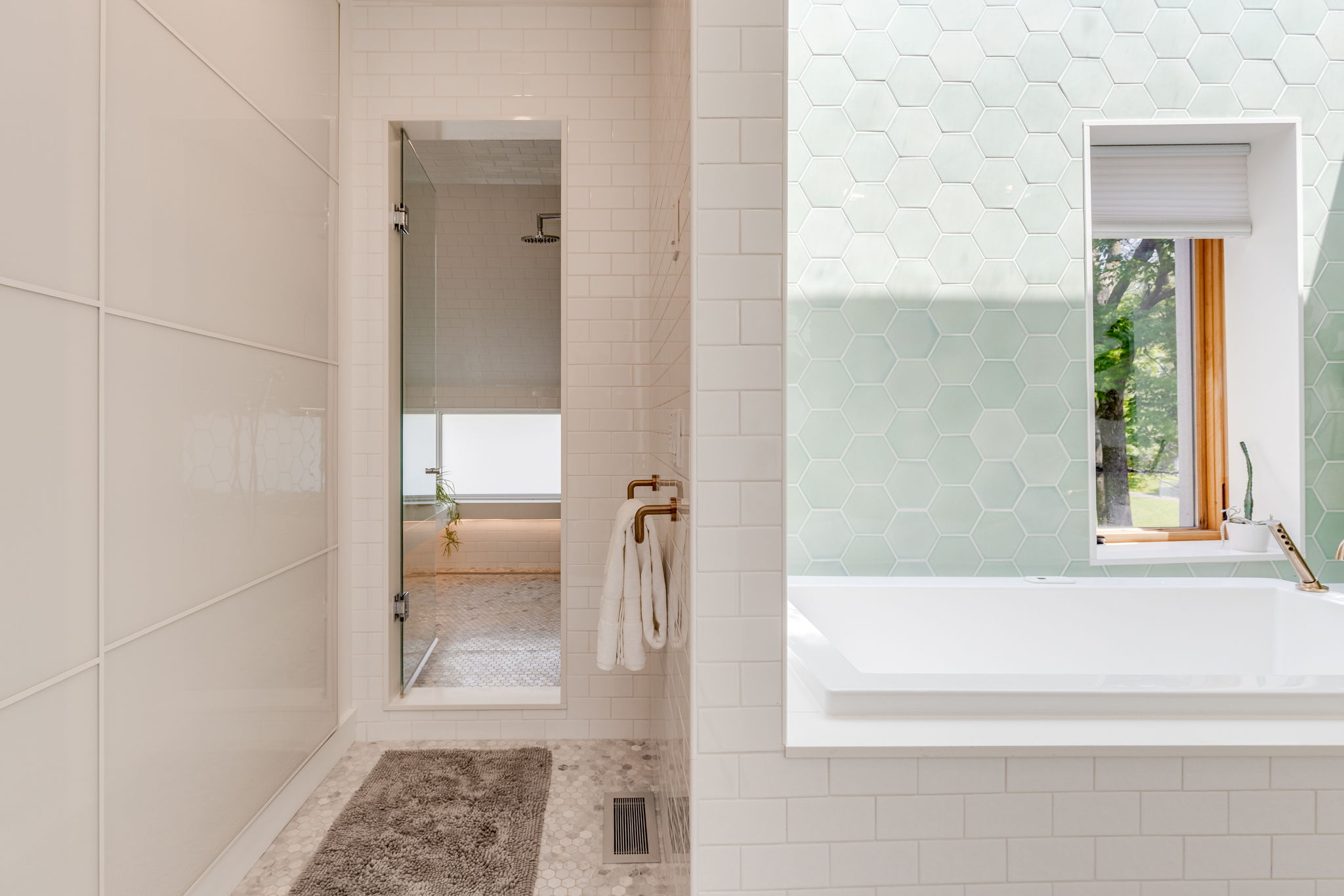 Toronto property showcase — delivered property photograph 34