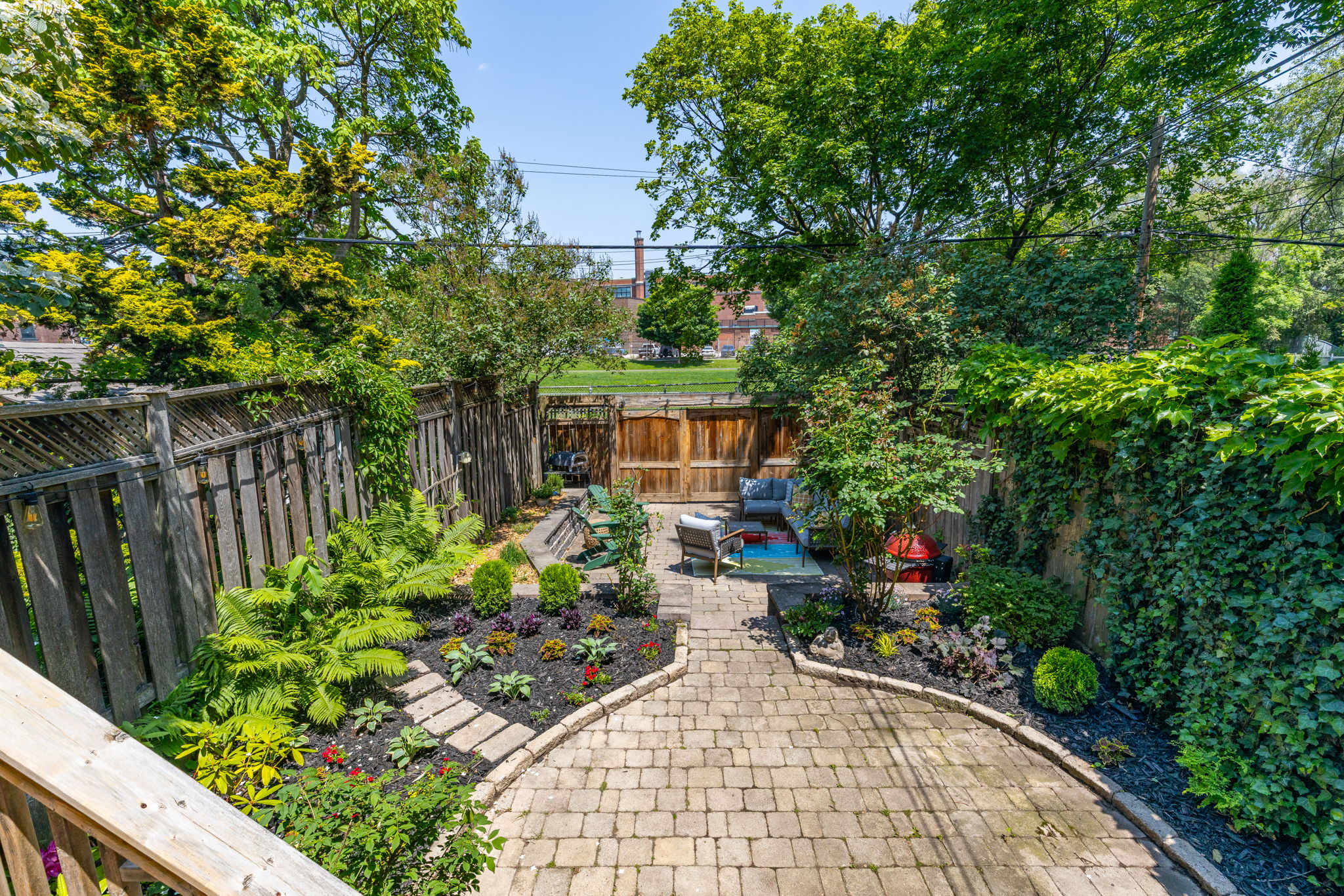 Toronto property showcase — delivered property photograph 88