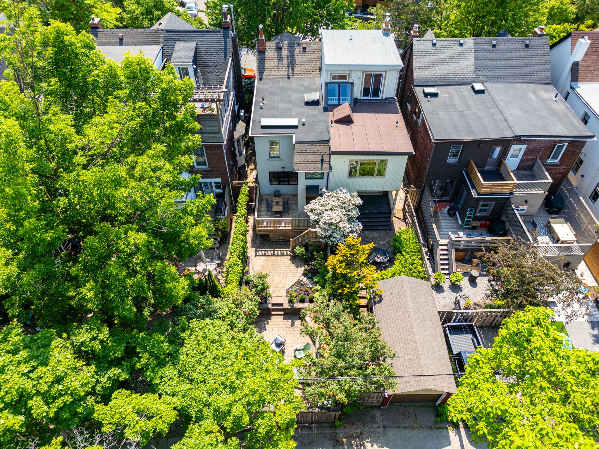 Toronto property showcase — delivered property photograph 96