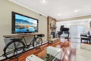 Sarah Dr-1506-010.jpg