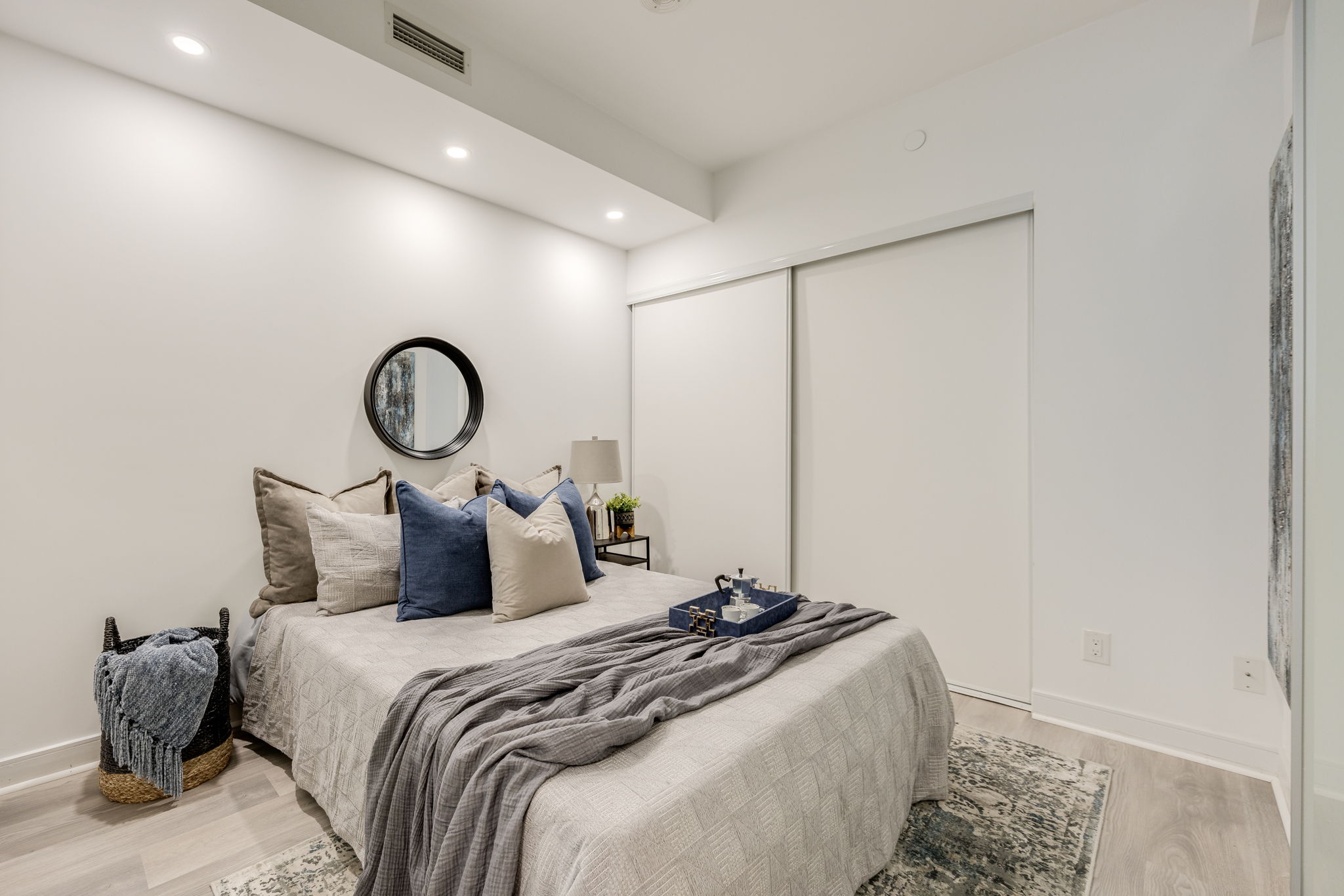 Toronto property showcase — delivered property photograph 15