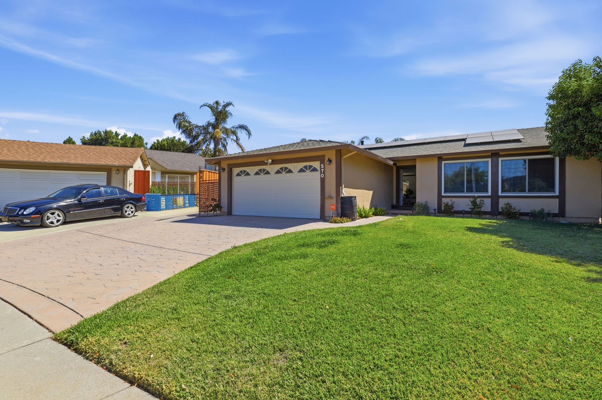 003_F8_570 Biscayne Ct
