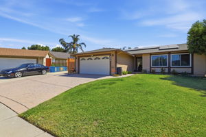 003_F8_570 Biscayne Ct