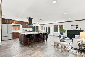 008_F8_570 Biscayne Ct