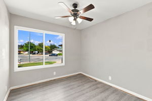 016_F8_570 Biscayne Ct