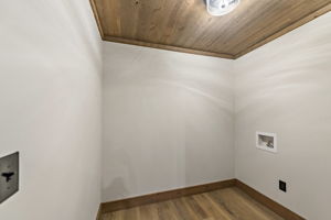  Photo 39