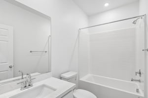 570 Hamilton Dr-S2710-015.jpg