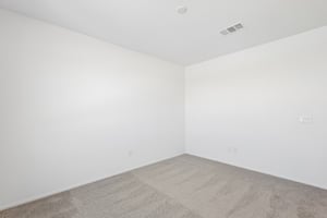570 Hamilton Dr-S2710-018.jpg